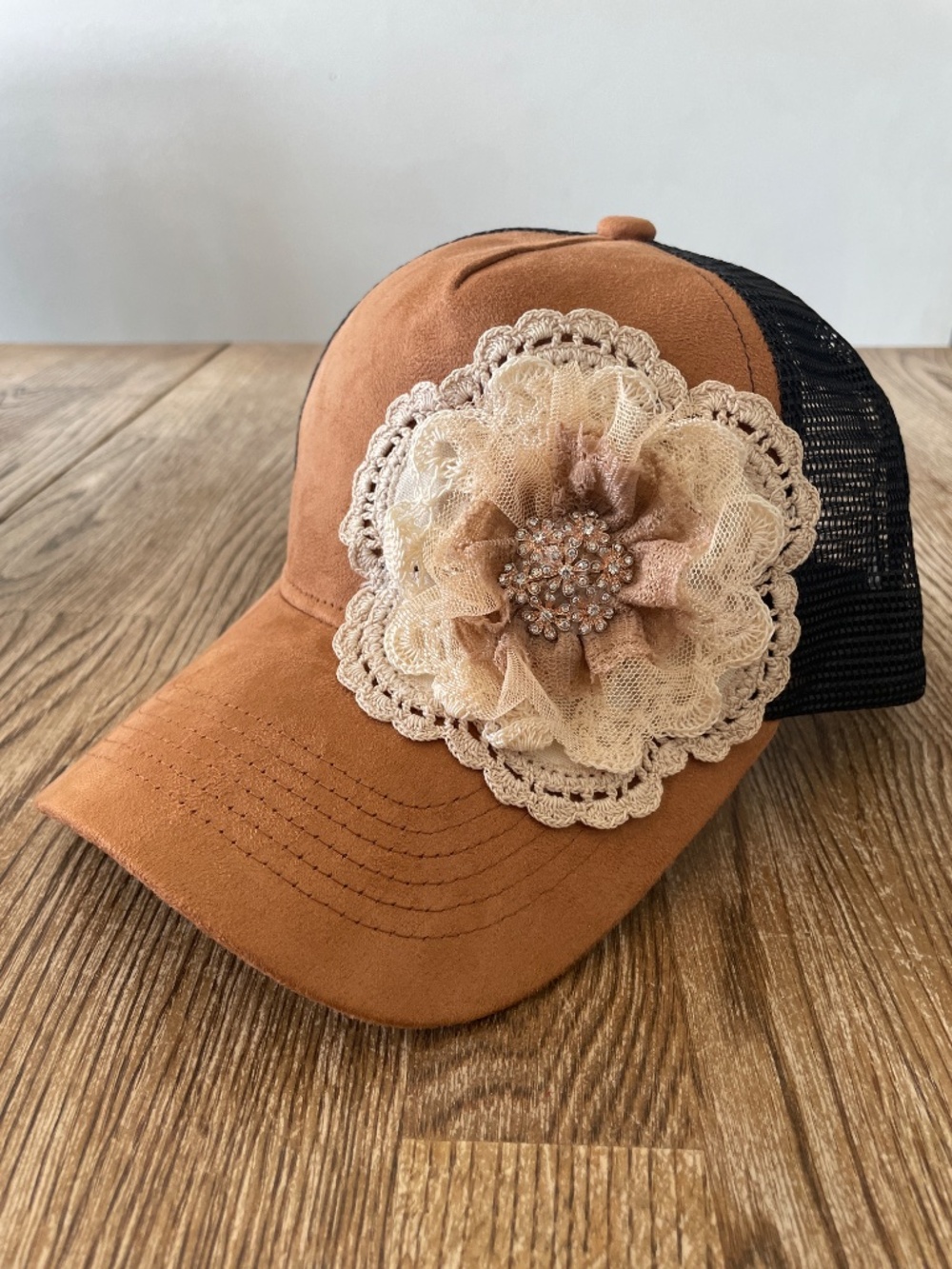 Women’s hats, Women’s bling rhinestone cap, trucker hat, suede hat, baseball hat - Picture 2 of 4